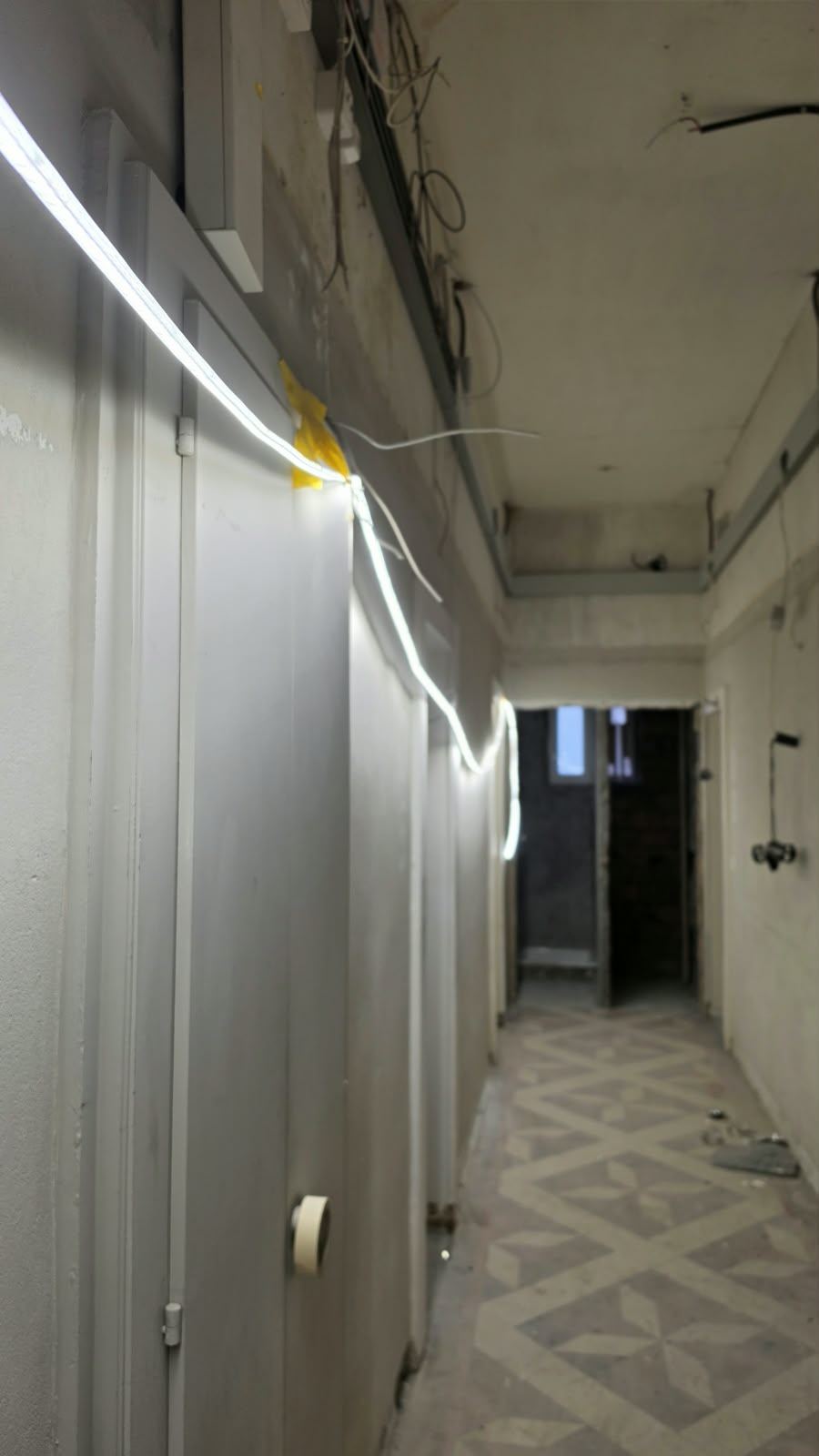 A temporary lit corridor during the Lausanne renovation