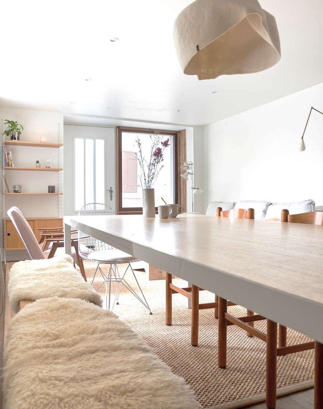 The communal table at SoHome Le Châble